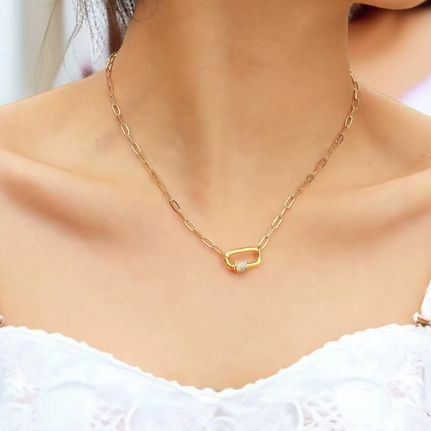 سلسلة بيضاوية مع فصوص زركون قابلة للفتح