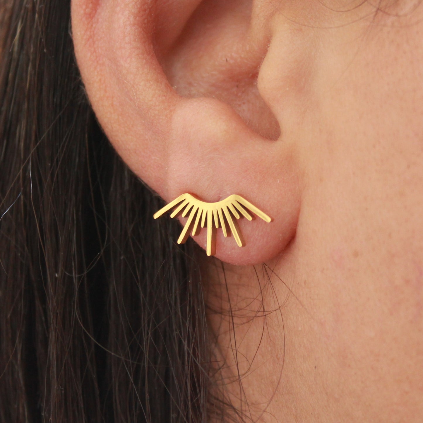 حلق نصف شمس