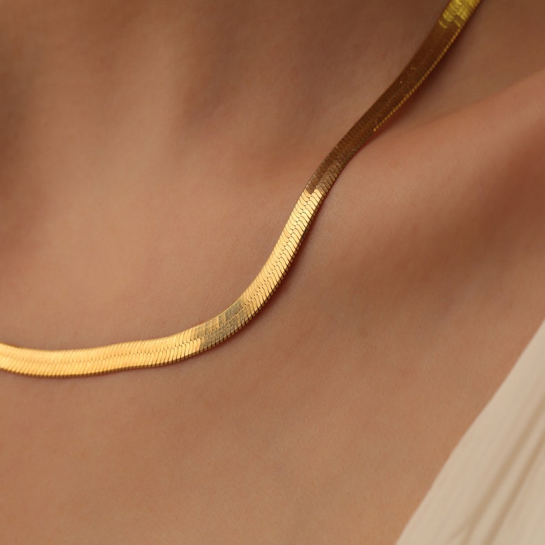 عرض طقم ضهر الحية